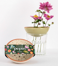 Load image into Gallery viewer, Bobèche voor bloemen - Wit met spikkels