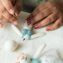 Afbeelding in Gallery-weergave laden, Hanger Muis Kunstschaatster