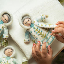 Load image into Gallery viewer, Decoratie Winterkoningin