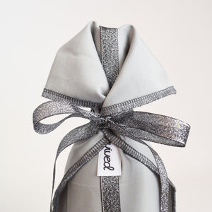 Reusable giftwrap bottle grey